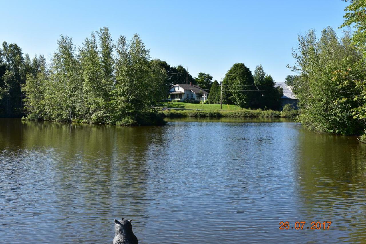 فيلا Domaine Henri-Daze Saint-Pierre-Baptiste المظهر الخارجي الصورة